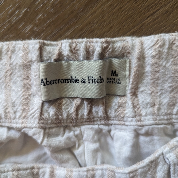 Pants - Picture 3 of 4